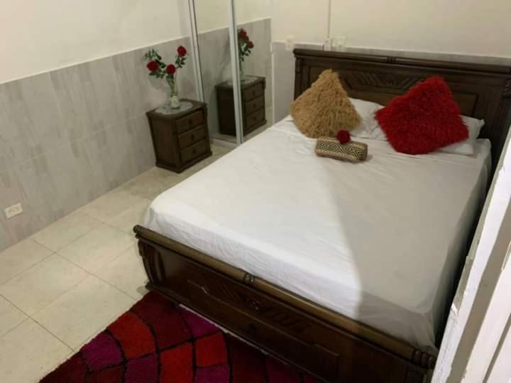 Cartagena Hostal Marbella 47 מראה חיצוני תמונה